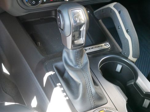 New 2025 Ford Bronco Badlands w/ Matte Film Protection Package image 18