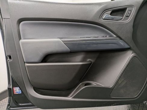 Used 2021 Chevrolet Colorado Z71 w/ Safety Package image 8