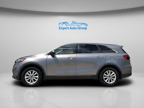 Used 2019 Kia Sorento FWD image 10