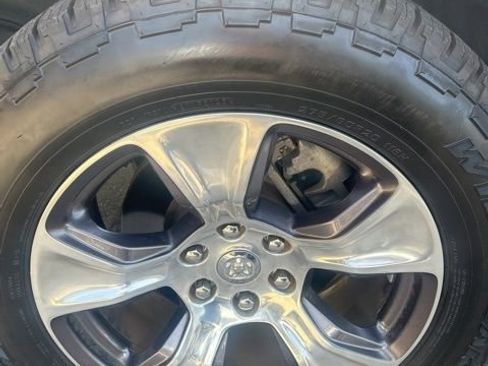Used 2019 RAM 1500 Laramie AWD/4WD image 34