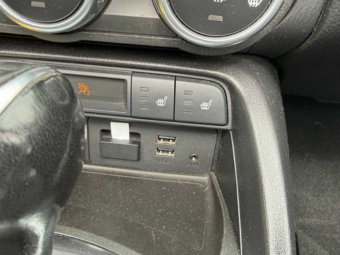 Used 2018 FIAT 124 Spider Abarth w/ Visibility Group image 24