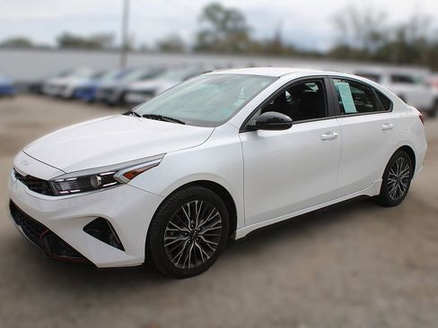 Certified 2023 Kia Forte GT-Line image 14