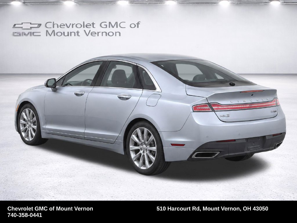 Used 2016 Lincoln MKZ FWD image 3