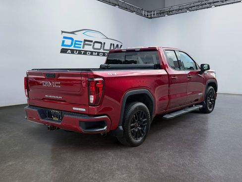 Used 2022 GMC Sierra 1500 Elevation w/ Preferred Package AWD/4WD image 3