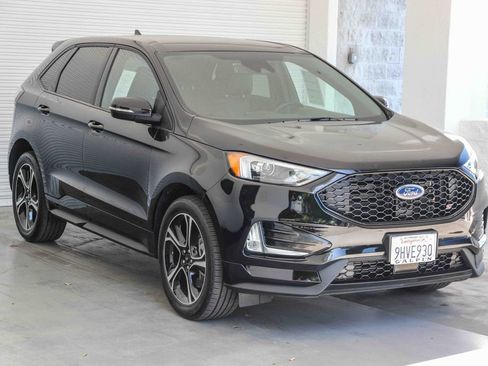 Used 2023 Ford Edge ST AWD/4WD image 3