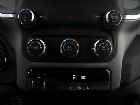 Used 2024 RAM 2500 Big Horn w/ Bed Utility Group image 6