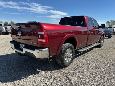 Used 2022 RAM 3500 Laramie AWD/4WD image 11