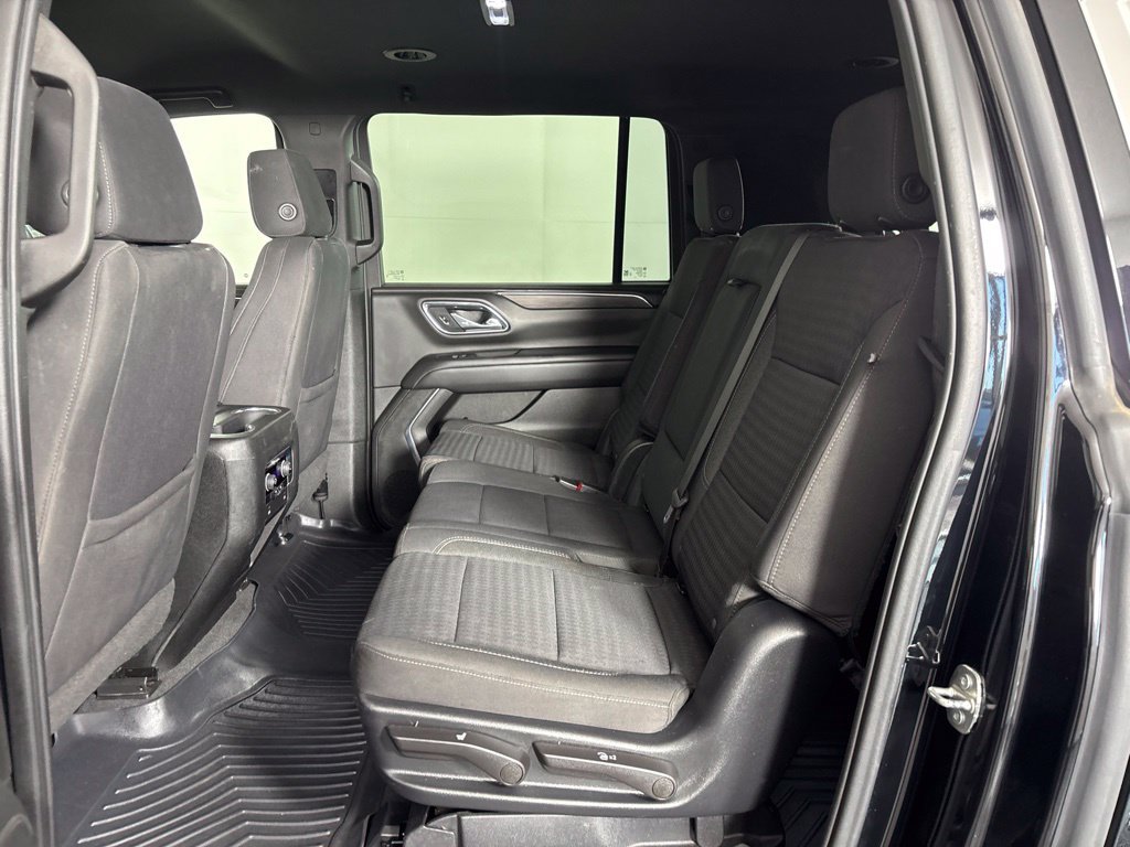 Used 2023 Chevrolet Suburban LS AWD/4WD image 23