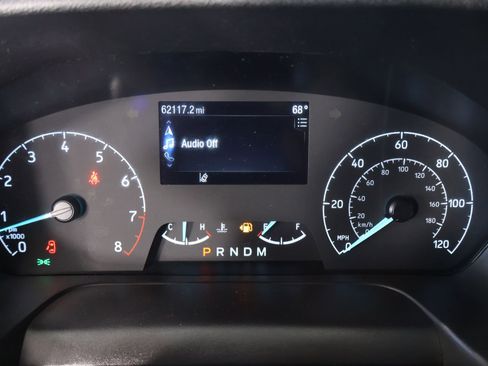 Used 2023 Ford Transit 350 XLT image 4