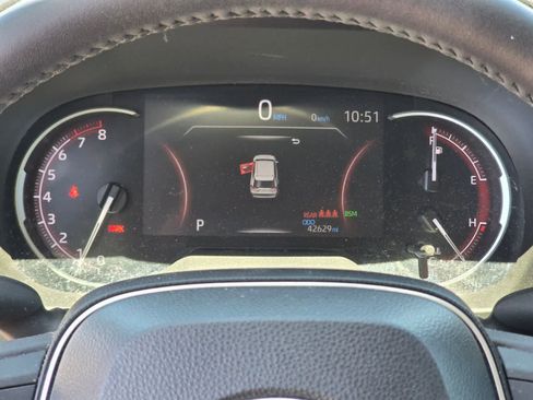 Used 2023 Toyota RAV4 XLE Premium FWD image 19