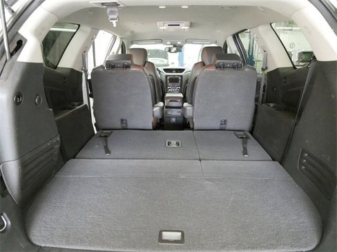 Used 2017 Chevrolet Traverse Premier image 10
