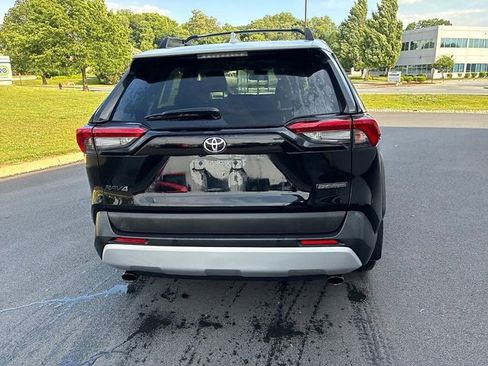 Used 2019 Toyota RAV4 Adventure AWD/4WD image 10
