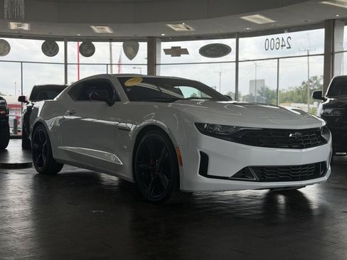 Used 2022 Chevrolet Camaro LT w/ RS Package RWD image 5