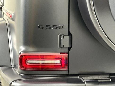 Used 2022 Mercedes-Benz G 550 image 37