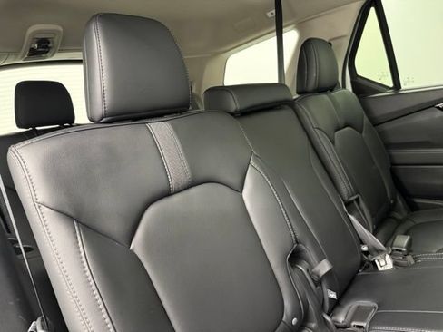 Used 2025 Honda Pilot Touring image 26