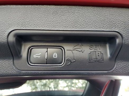 Certified 2023 Ford Explorer ST-Line w/ Class IV Trailer Tow Package image 9