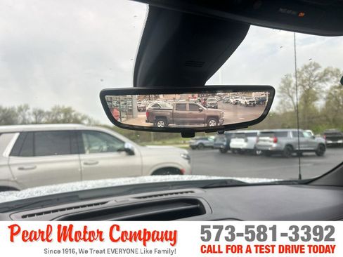 Certified 2022 Chevrolet Silverado 1500 LTZ w/ LTZ Premium Package AWD/4WD image 16