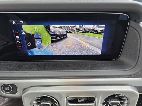 Used 2025 Mercedes-Benz G 580 w/ EQ Technology image 21