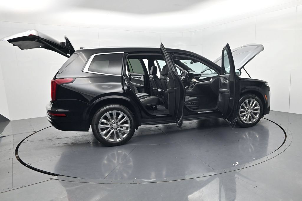 Used 2021 Cadillac XT6 Premium Luxury AWD/4WD image 63