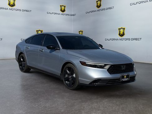 Used 2025 Honda Accord Sport image 7