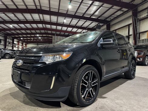 Used 2014 Ford Edge SEL w/ Equipment Group 205A AWD/4WD image 9
