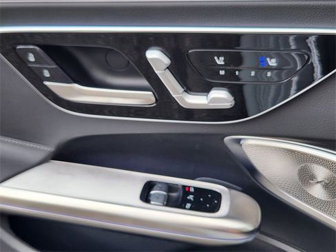 New 2026 Mercedes-Benz CLE 300 4MATIC Coupe image 11