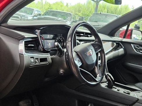 Used 2021 Cadillac XT6 Premium Luxury FWD image 10