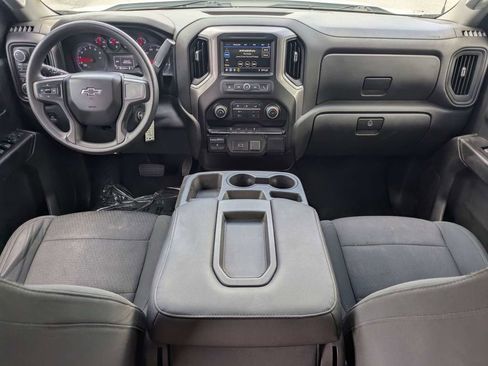 Used 2019 Chevrolet Silverado 1500 Custom Trail Boss w/ Custom Convenience Package AWD/4WD image 15