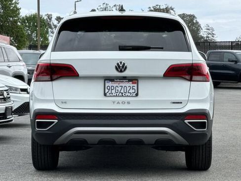 Used 2024 Volkswagen Taos SE AWD/4WD image 5