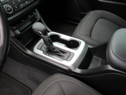 Used 2022 Chevrolet Colorado LT w/ LT Convenience Package RWD image 18