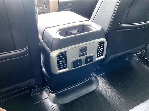 Used 2019 Ford F150 Lariat w/ Equipment Group 502A Luxury AWD/4WD image 35