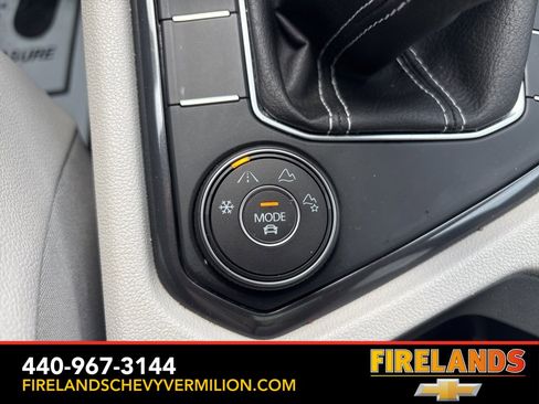 Used 2023 Volkswagen Tiguan SE R-Line image 24