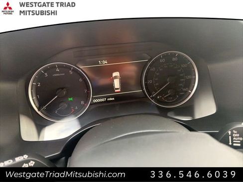 New 2026 Mitsubishi Outlander SE image 11