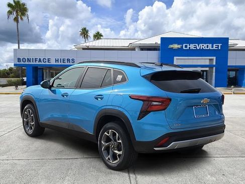 New 2026 Chevrolet Trax LT FWD image 3