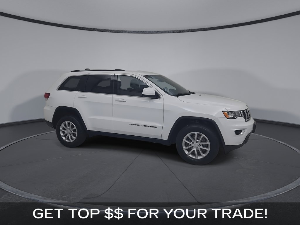 Certified 2021 Jeep Grand Cherokee Laredo AWD/4WD image 2