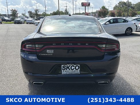 Used 2022 Dodge Charger SXT RWD image 4