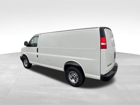 New 2025 GMC Savana 2500 w/ Communications Package image 7