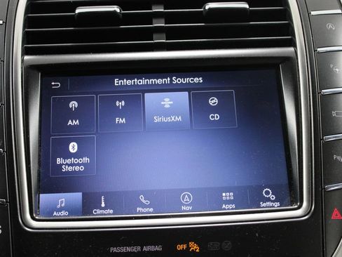 Used 2020 Lincoln Nautilus Reserve w/ Equipment Group 201A image 27