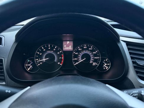 Used 2012 Subaru Outback 3.6R Limited w/ Moonroof Pkg image 26