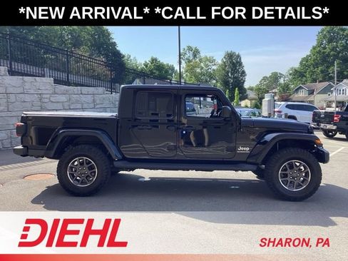Used 2021 Jeep Gladiator Overland AWD/4WD image 9