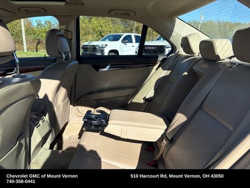 Used 2011 Mercedes-Benz C 300 4MATIC Sedan image 25
