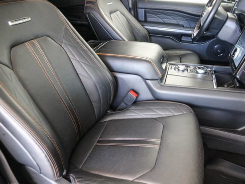 Certified 2023 Ford Expedition Max Platinum AWD/4WD image 18