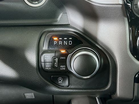 Used 2022 RAM 1500 Big Horn image 24