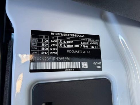 Used 2024 Mercedes-Benz Sprinter 4500 image 20