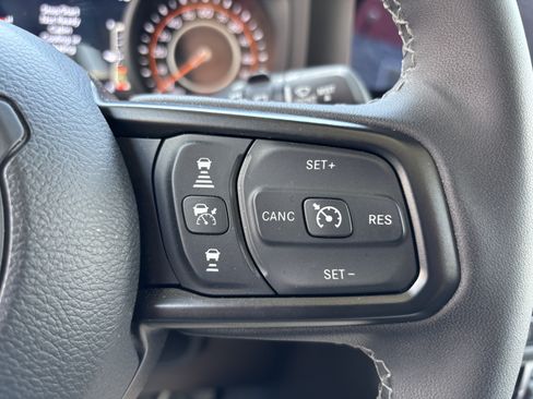 Used 2026 Jeep Wrangler Unlimited Sport AWD/4WD image 20