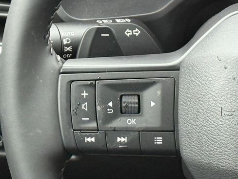 New 2026 Nissan Rogue SV image 27