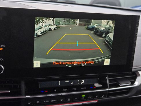 Certified 2026 Toyota Sienna Limited AWD/4WD image 15