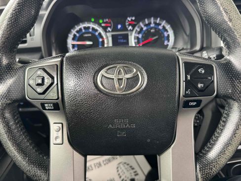 Used 2014 Toyota 4Runner SR5 RWD image 19
