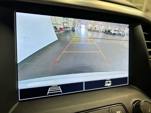 Used 2022 GMC Acadia SLE w/ Driver Convenience Package AWD/4WD image 5