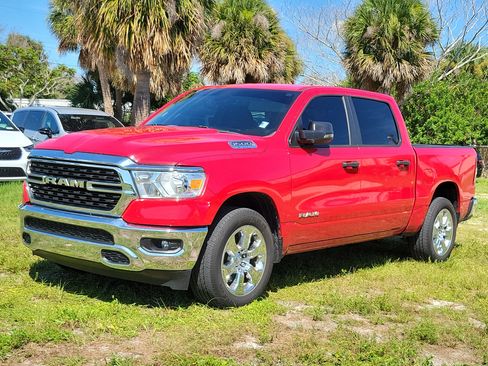 Used 2024 RAM 1500 Big Horn RWD image 2